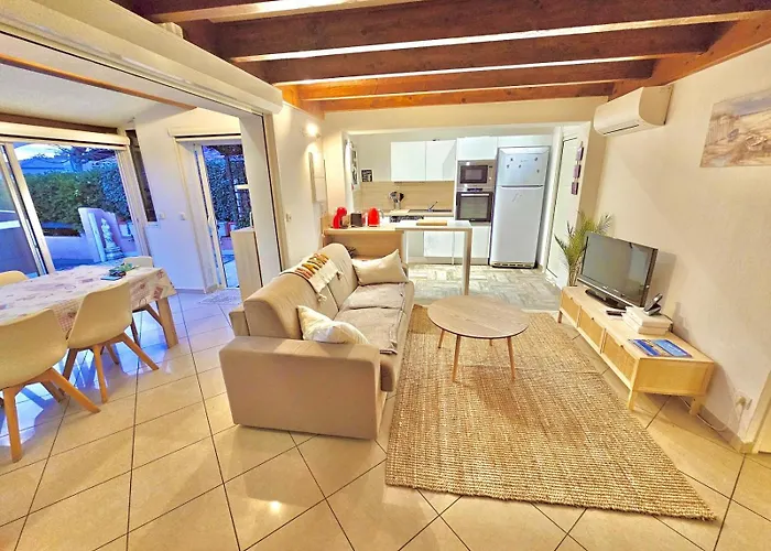 Villa Au Calme A 200M De La Plage De Rochelongue